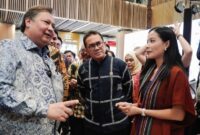 Airlangga Sebut Freeport Siap Produksi 60 Ton Emas di KEK Gresik
