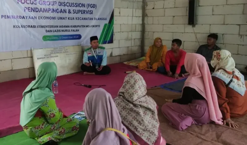 LAZIS Nurul Falah Mojokerto gelar FGD untuk pemberdayaan UMKM di Dlanggu, mendukung pengembangan usaha dan kesejahteraan umat.

