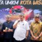 Wamen UMKM Helvi Y Moraza dorong kolaborasi stakeholder untuk wujudkan sentra wisata UMKM di Kota Batu, fokus pada ekonomi kreatif dan inovasi.

