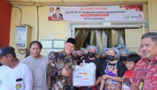 Anggota DPR RI BHS soroti bunga KUR tinggi hingga 15% dan desak perbankan nasional menurunkan bunga demi kemajuan UMKM sebagai penopang ekonomi.

