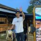 Peternak Malang sukses jual kambing lewat live streaming. Penjualan naik dua kali lipat jelang Idul Adha 2026.